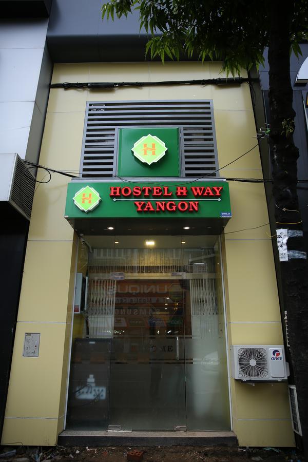 Hostel H Way Yangon Bagian luar foto